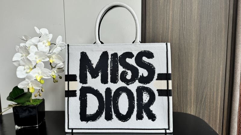 chr1st1an D10r shopping bags
